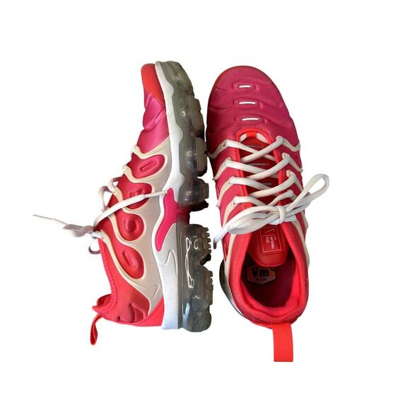 Nike Women's VaporMax Plus Pink Blast Size 7 - Picture 1 of 5